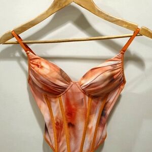 NWT Shein corset style top, size xs/2/34, warm watercolor